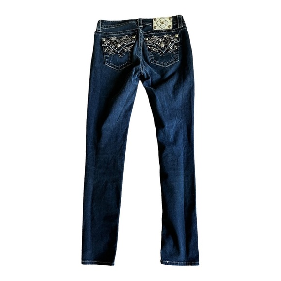 Miss Me Midrise Easy Skinny size 26, embellished jeans - Picture 4 of 9